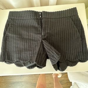 Black adorable shorts like new